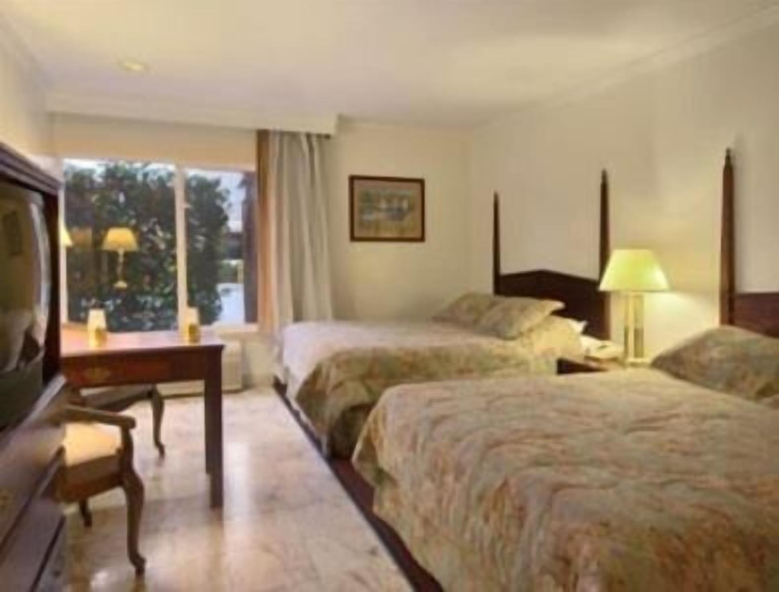 Merced Inn & Suites Quarto foto